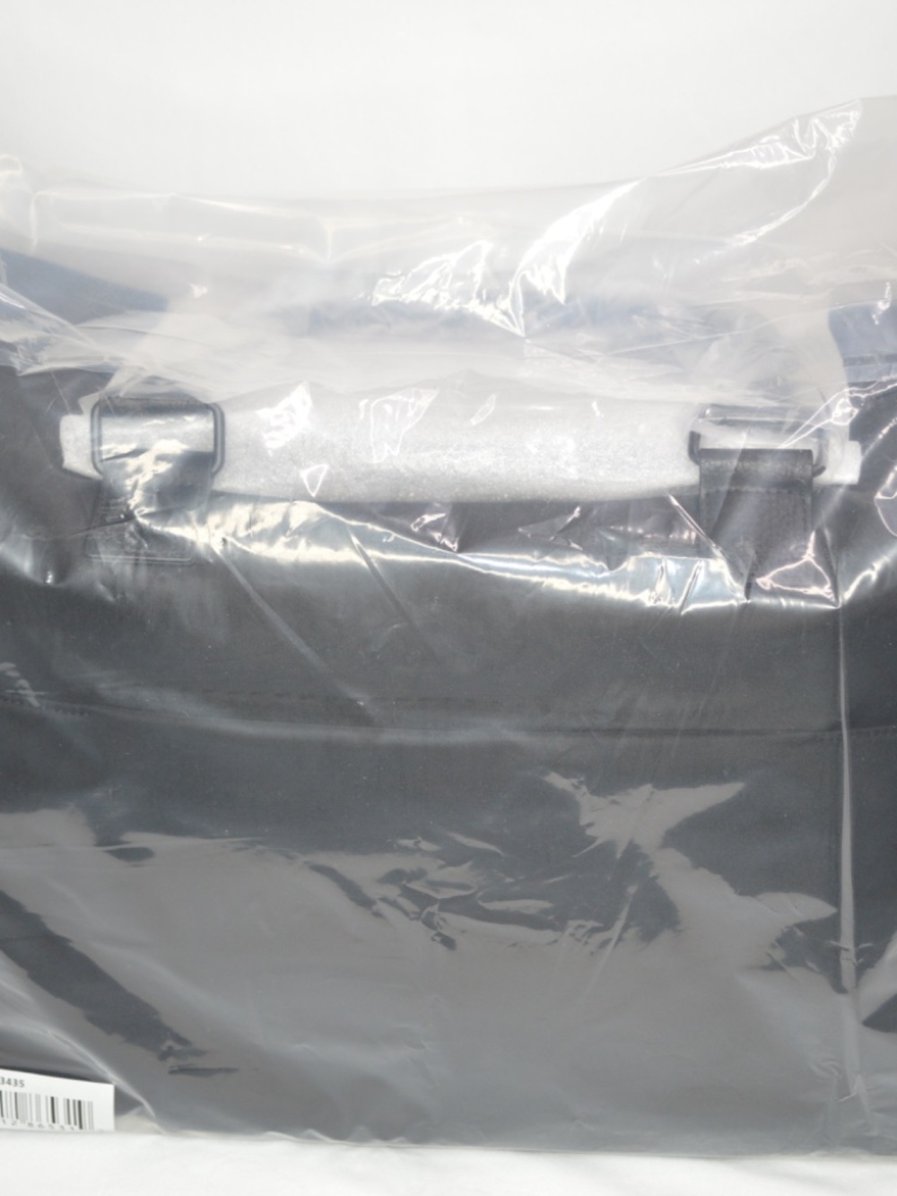 Beis The Commuter Duffle in Black — Brand New with Tags — MSRP $167 - Picture 3 of 7